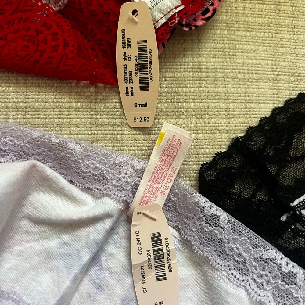 Victoria Secret Size Small New Underwear - Picture 4 of 6